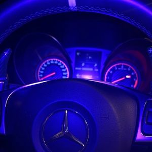 Meet your Posher, Minas